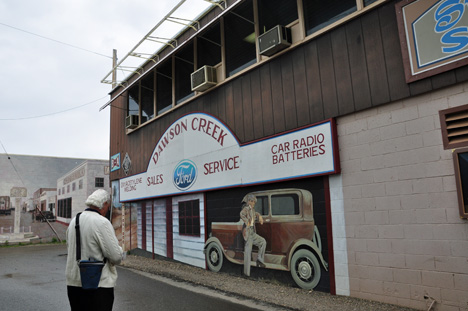 mural - Ford sales and service